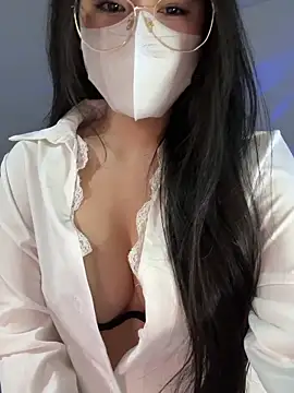 Donna11 online show from 02/05/26, 01:34