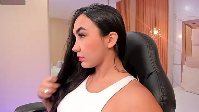 julieta rosee online show from 02/02/26, 09:47