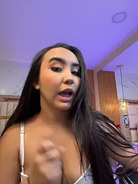 julieta rosee online show from 04/17/26, 10:45