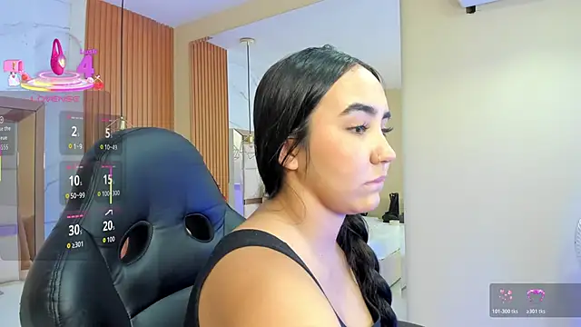 julieta rosee online show from 10/27/25, 10:11