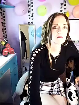 Purple2StayThnxx online show from 09/29/25, 09:53