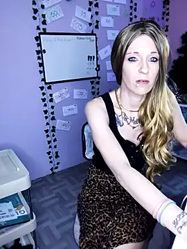 Purple2StayThnxx online show from 12/01/25, 07:37