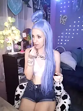 Purple2StayThnxx online show from 02/07/26, 08:44