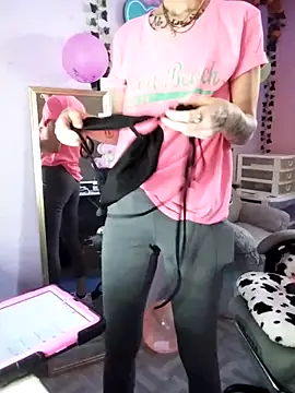 Purple2StayThnxx online show from 10/13/25, 02:51