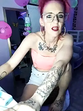 Purple2StayThnxx online show from 10/12/25, 11:06