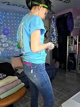 Purple2StayThnxx online show from 03/28/26, 05:58