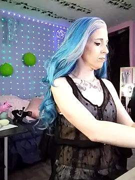 Purple2StayThnxx online show from 04/03/26, 12:33