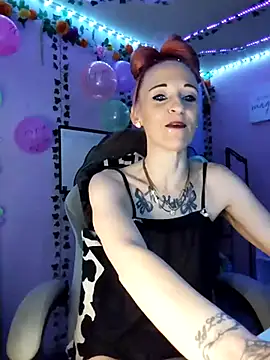 Purple2StayThnxx online show from 10/08/25, 10:10