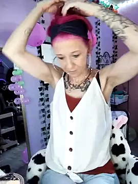 Purple2StayThnxx online show from 10/10/25, 01:01