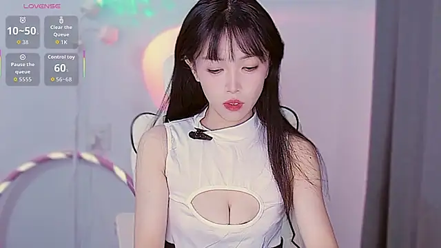 XiaoNana  online show from 10/27/25, 01:28