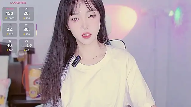 XiaoNana  online show from 12/22/25, 02:01