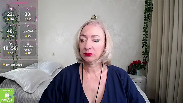 hunters woman online show from 11/03/25, 12:20