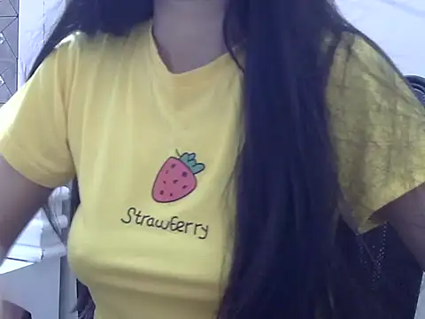Snapshot of Simranjeet_kaur26 chatting on 10/14/25, 03:34 Simranjeet kaur26 online show from 10/14/25, 03:34