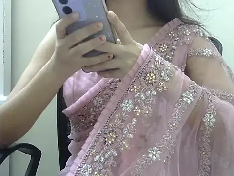 Simranjeet kaur26 online show from 10/24/25, 03:00