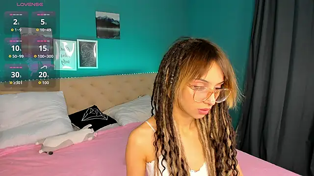 Snapshot of Ameli_Shell chatting on 10/14/25, 01:06 Ameli Shell online show from 10/14/25, 01:06
