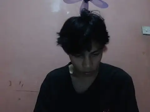 Snapshot of Kyoshi_19 chatting on 11/03/25, 01:04 Kyoshi 19 online show from 11/03/25, 01:04