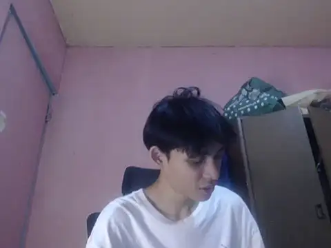 Snapshot of Kyoshi_19 chatting on 06/11/26, 11:18 Kyoshi 19 online show from 06/11/26, 11:18
