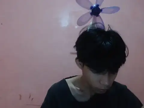 Snapshot of Kyoshi_19 chatting on 11/05/25, 05:10 Kyoshi 19 online show from 11/05/25, 05:10