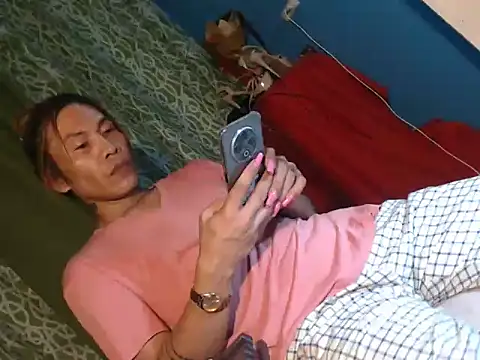 Snapshot of YourTopweng chatting on 11/03/25, 03:04 YourTopweng online show from 11/03/25, 03:04