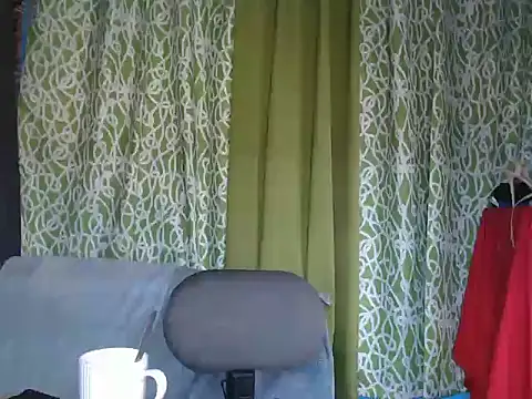 Snapshot of YourTopweng chatting on 10/27/25, 12:33 YourTopweng online show from 10/27/25, 12:33