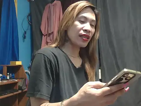 Snapshot of YourTopweng chatting on 12/03/25, 02:27 YourTopweng online show from 12/03/25, 02:27