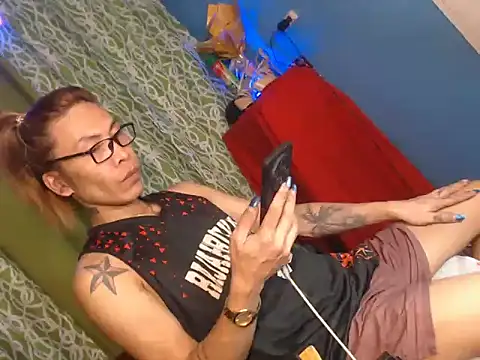 Snapshot of YourTopweng chatting on 09/19/25, 04:16 YourTopweng online show from 09/19/25, 04:16