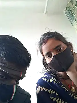 RAYI Queen 3 online show from 12/02/25, 03:52