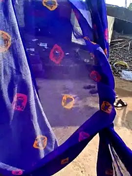 RAYI Queen 3 online show from 11/28/25, 04:01