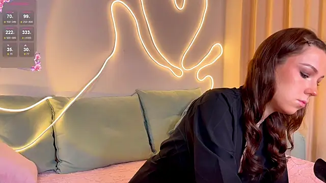 Eva Collinss online show from 04/11/26, 01:46