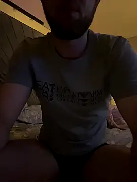 naughtycoupl98 online show from 09/18/25, 12:02