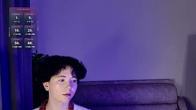 Snapshot of RinaShy chatting on 09/19/25, 05:22 RinaShy online show from 09/19/25, 05:22