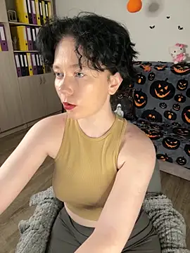 Snapshot of RinaShy chatting on 10/30/25, 05:06 RinaShy online show from 10/30/25, 05:06