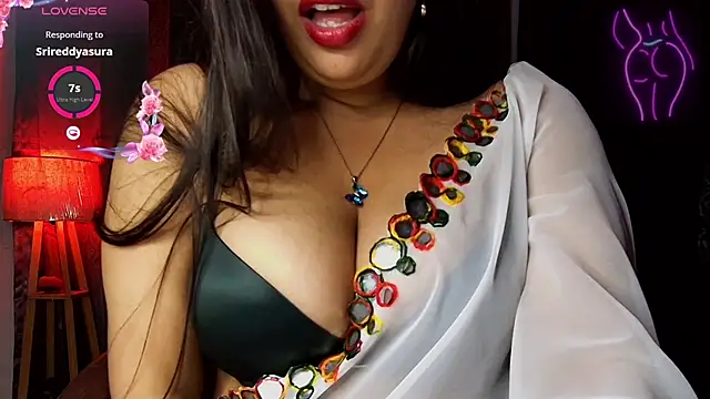 MissNasha online show from 11/25/25, 01:17