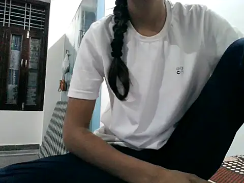Snapshot of Aarohi_An chatting on 09/24/25, 04:35 Aarohi An online show from 09/24/25, 04:35