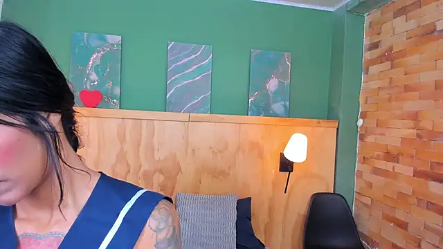 milavega  online show from 10/27/25, 12:17