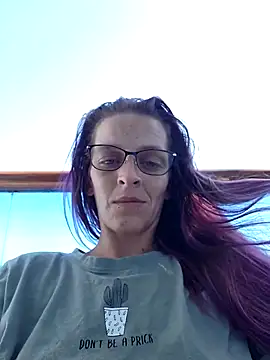 amymatthews92 online show from 10/20/25, 05:13