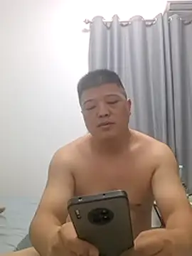 Snapshot of hiwoaini chatting on 06/30/26, 05:13 hiwoaini online show from 06/30/26, 05:13