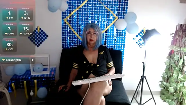 ruth blue21 online show from 10/07/25, 04:13