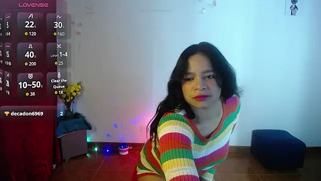 Snapshot of Sara_cute92 chatting on 10/02/25, 12:52 Sara cute92 online show from 10/02/25, 12:52