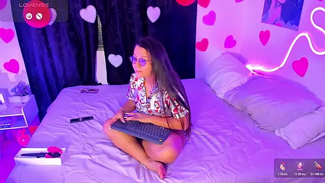 Dilan and Mia online show from 02/17/26, 07:05