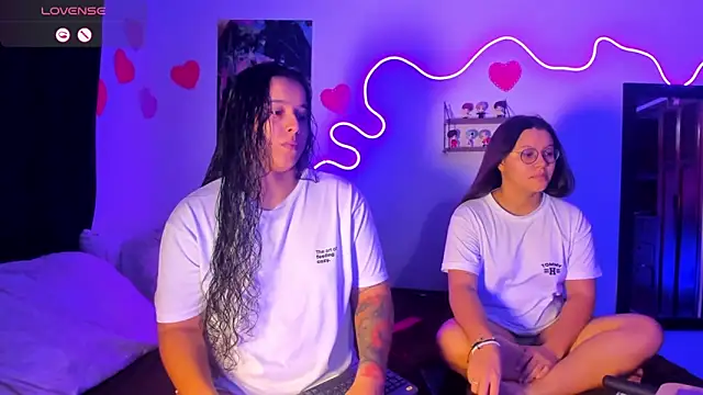 Dilan and Mia online show from 04/09/26, 10:49