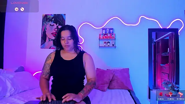 Dilan and Mia online show from 10/01/25, 03:38