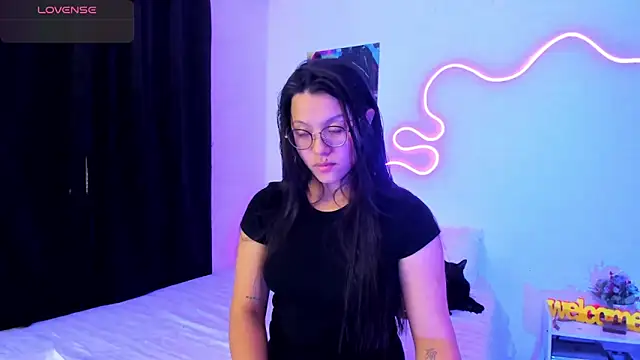 Dilan and Mia online show from 09/11/25, 12:54