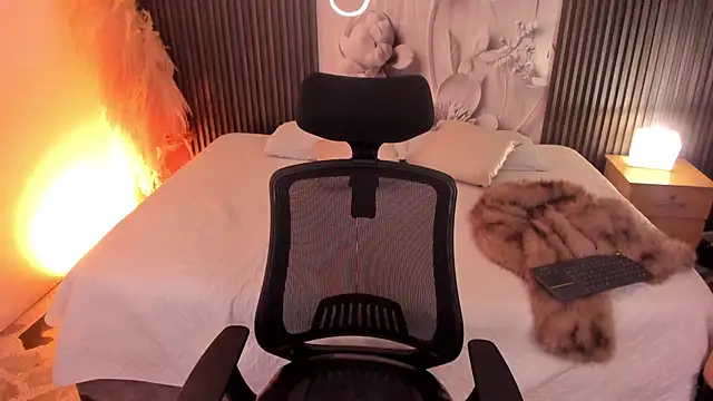 Maxxxine1 online show from 03/08/26, 12:05