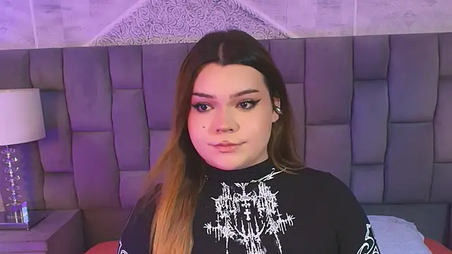 Maxxxine1 online show from 12/04/25, 10:09