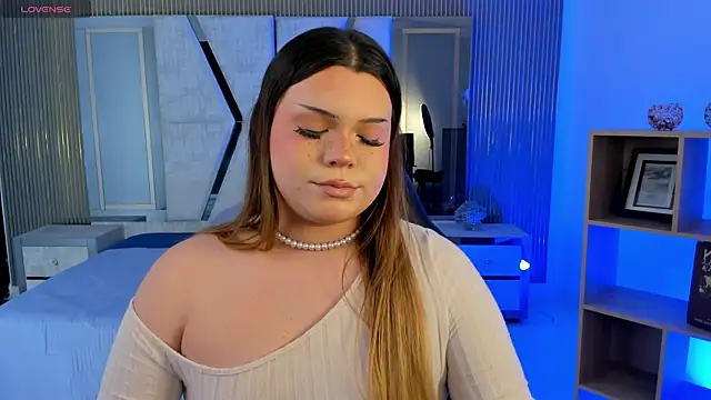 Maxxxine1 online show from 04/13/26, 11:31