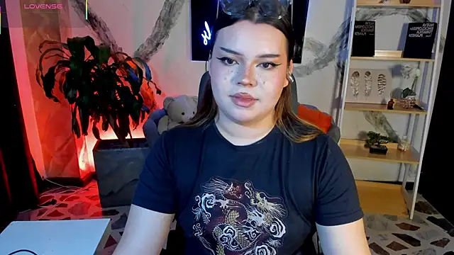 Maxxxine1 online show from 12/22/25, 01:39