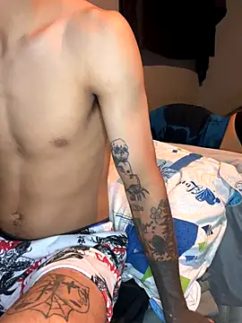 Osmarcito21 online show from 09/25/25, 01:33