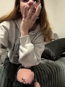 SeccySerena online show from 10/18/25, 05:37