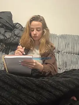 SeccySerena online show from 10/23/25, 05:33